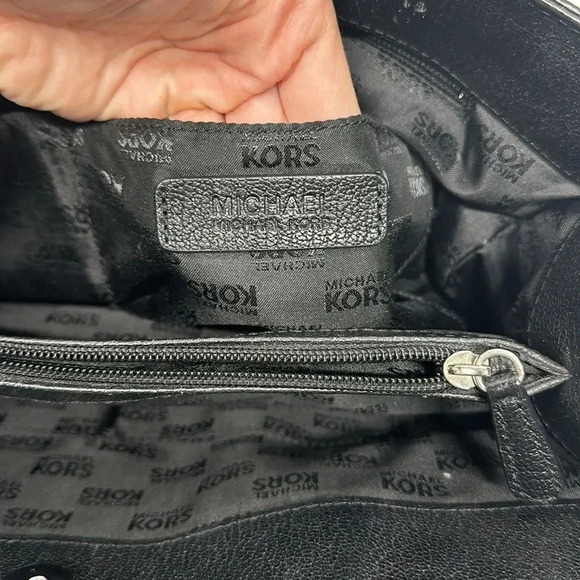 Michael Kors Hamilton East West Handbag Purse Crossbody Bag Leather Black Large - Picture 10 of 17